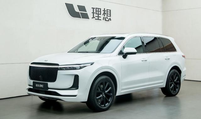 对比了一圈特斯拉，最终提了理想ONE，全款落地34万划算吗？