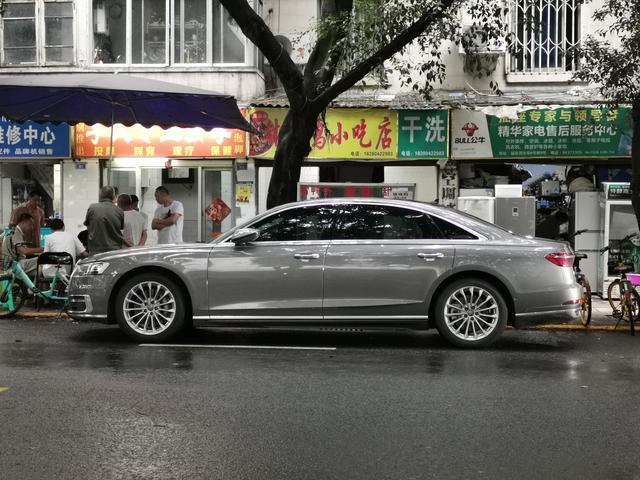 奥迪A8L一年半2万公里使用感受