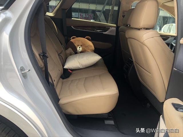 找来了XT5车主，已驾驶7500KM，请他评价一下自己的爱车