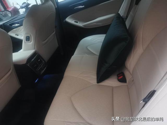 犹豫过凯美瑞，最后还是选择了亚洲龙