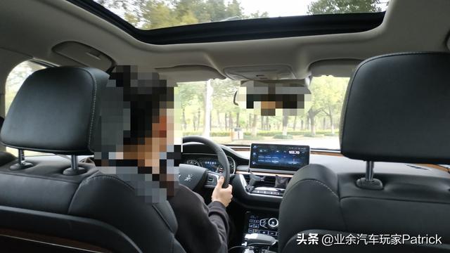 提车两年近3万公里，看看车主如何评价一汽红旗H5