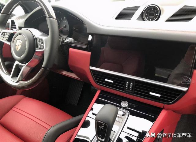 118万预算，开过保时捷卡宴又买奥迪Q7，车主：平分秋色
