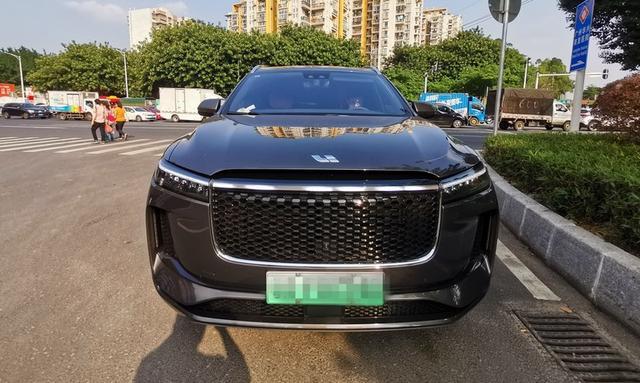 手握35万，幸好提理想ONE，可续航800KM，对车主真不赖
