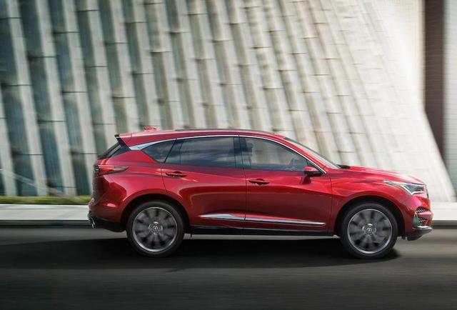 哥们40万预算想买SUV，又拒绝街车，我陪他试驾了讴歌RDX