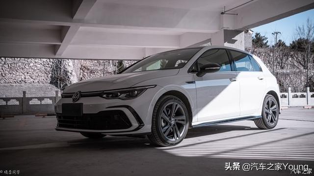这台满配18万的高尔夫，为何让花18万买凌渡的车主直呼真香？