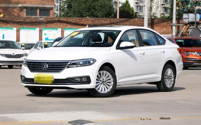 裸车8.69W提车朗逸，用车4000公里谈感受：油耗低！有面