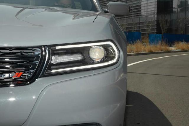 道奇CHARGER