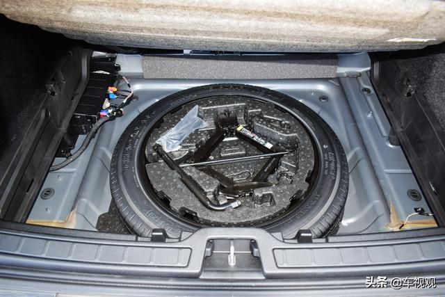 30万的豪华SUV，选沃尔沃XC40，为它放弃宝马X1
