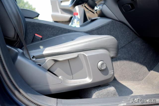 30万的豪华SUV，选沃尔沃XC40，为它放弃宝马X1