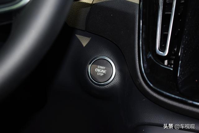 30万的豪华SUV，选沃尔沃XC40，为它放弃宝马X1