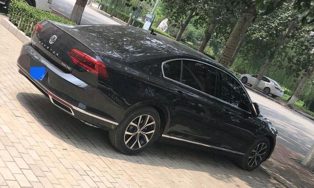 330领先型迈腾提车记！配置高、动力强，裸车195800贵吗