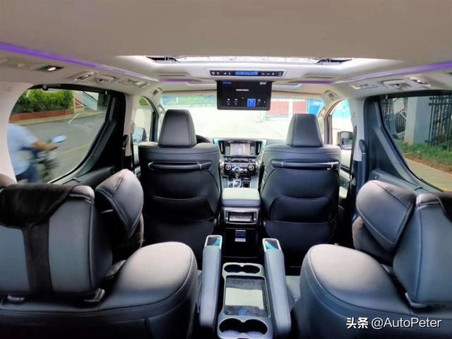 放弃奔驰GLS，选择了丰田威尔法