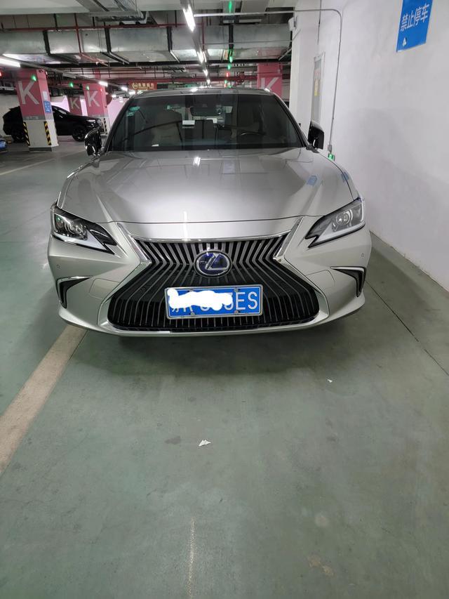 雷克萨斯es300h两年使用有感