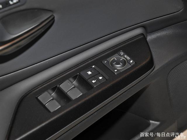 雷克萨斯ES的质量差吗？它的异响严重吗？车主反馈了小毛病