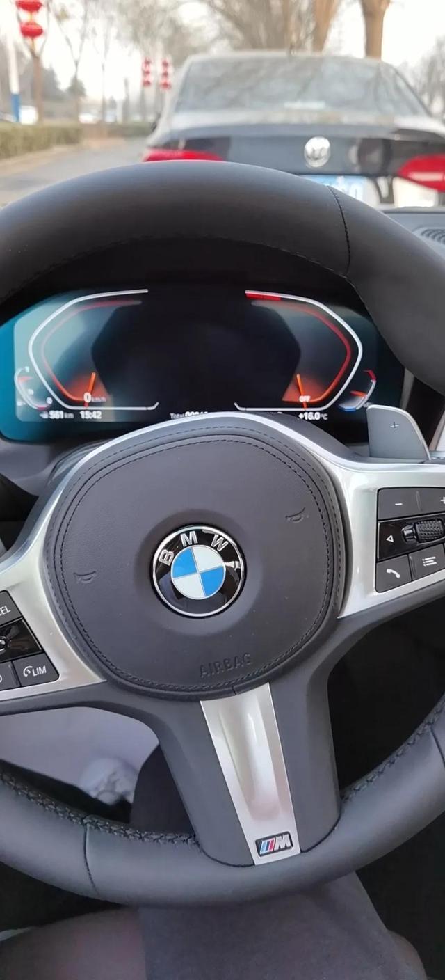 BMW325im曜夜提车日记