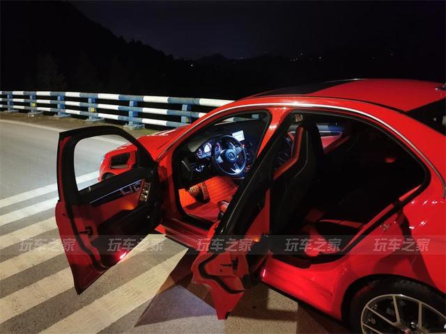 入手奔驰C级W204改装成C63 移植273引擎挺近4秒俱乐部