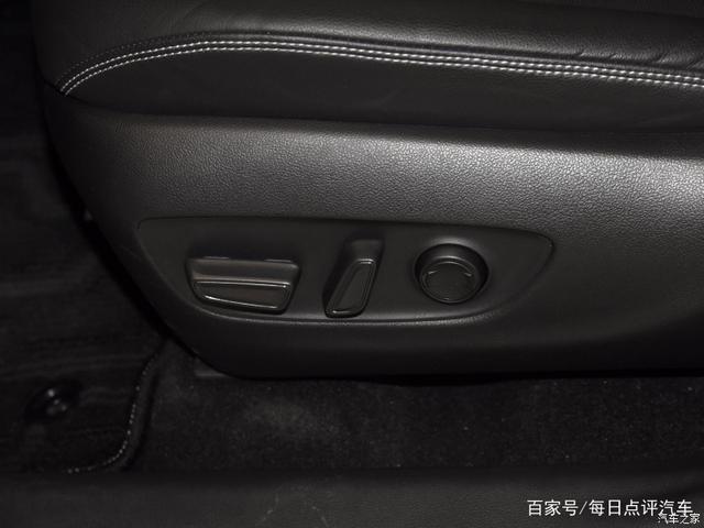 RAV4的风噪大吗？它的异响严重吗？车主谈了几个小毛病