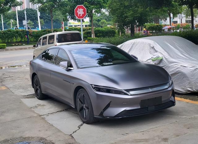 帅气的汉值得拥有更好