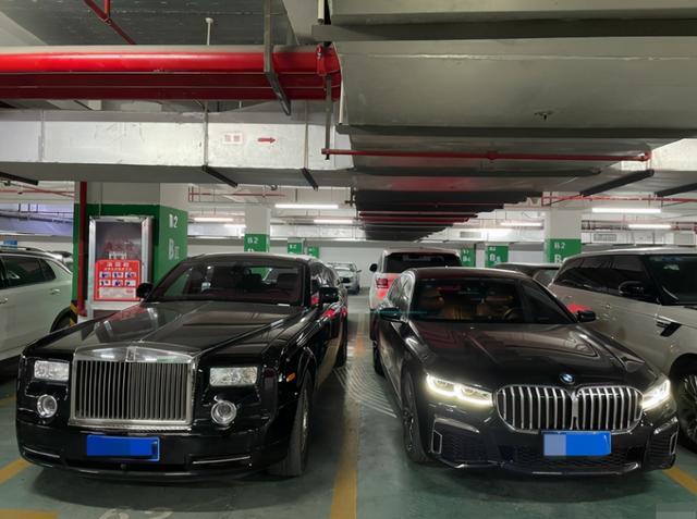 88万元买宝马740，和长辈的幻影停一起，奔驰S车主说出感受