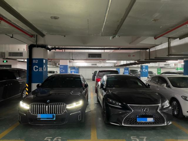 88万元买宝马740，和长辈的幻影停一起，奔驰S车主说出感受