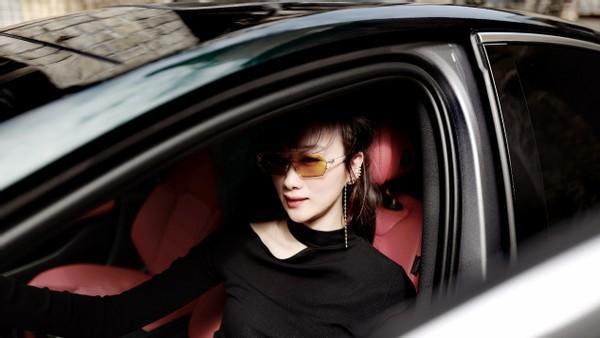 边看美女边跟你聊聊汉EV3个月的使用感受