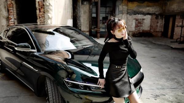 边看美女边跟你聊聊汉EV3个月的使用感受