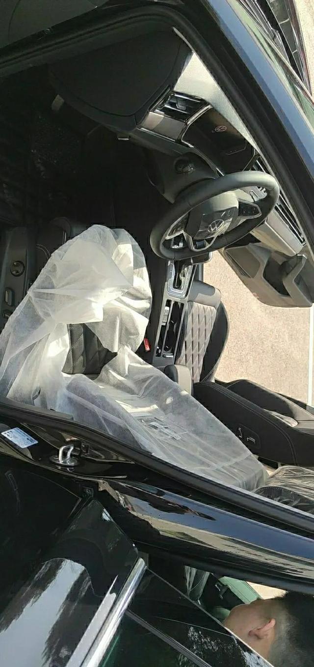不在犹豫，迈腾尊贵版提车