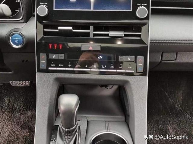 看完亚洲龙AVALON，就直接提车了