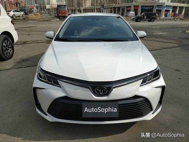卡罗拉是我家里的第二台车