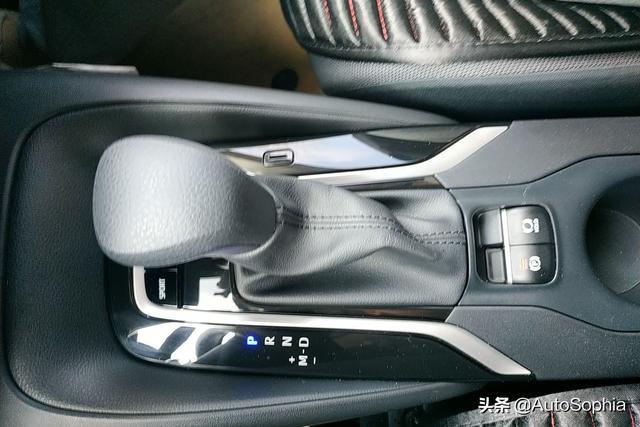卡罗拉是我家里的第二台车