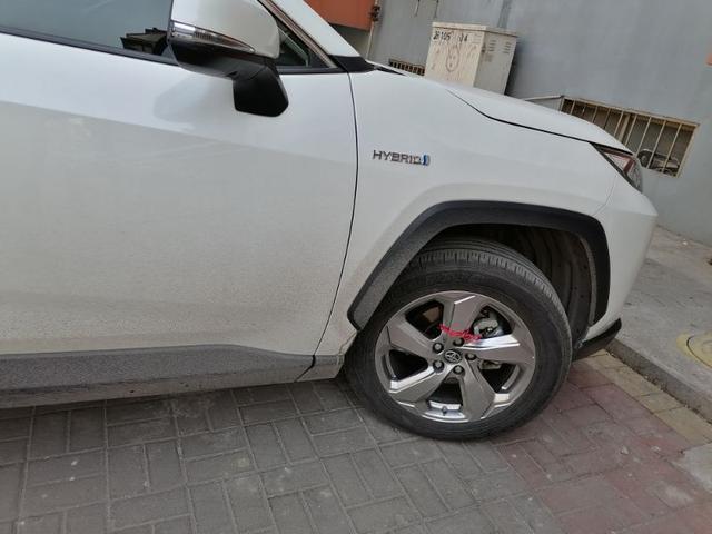RAV4   荣放
