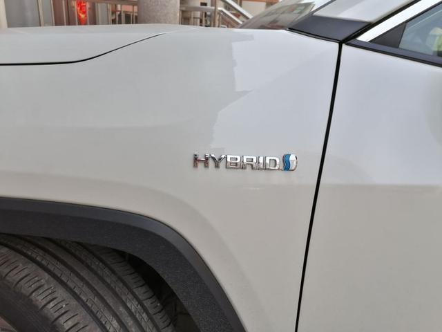 RAV4   荣放