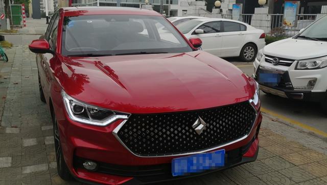 新宝骏RC-6口碑怎么样？美女车主入手高配车型，对它赞不绝口