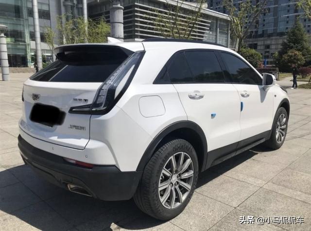 给老婆喜提凯迪拉克XT4，优惠6.4万性能强悍，但油耗不满意