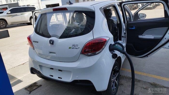 唐提车作业高清晒图长安奔奔estar398快充版提车作业唐山首发