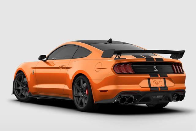 近日,福特公布了2021年其产品阵容的更新升级,包括shelby gt500和新款