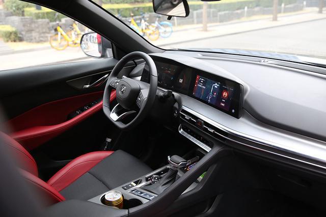 叫板XR-V，体验长安CS35PLUS，看看哪款车型最值得买