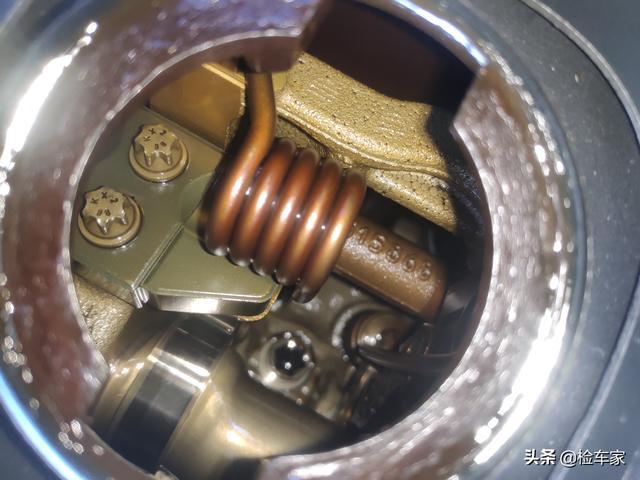 开飞度太掉价，花12万怒买11年的宝马325，网友：很现实