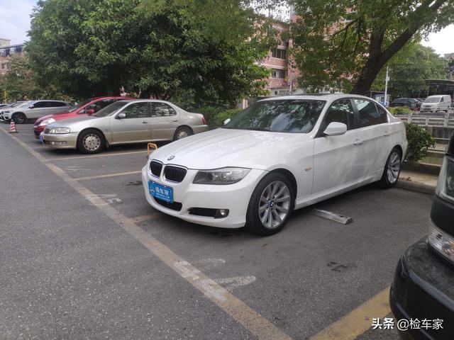 开飞度太掉价，花12万怒买11年的宝马325，网友：很现实