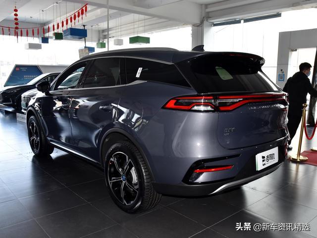 空间大、加速猛、配置高的国产中型SUV一起看比亚迪唐新能源