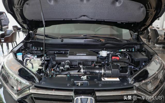 家用买本田CR-V还是丰田RAV4荣放？选不出来？一比就知道