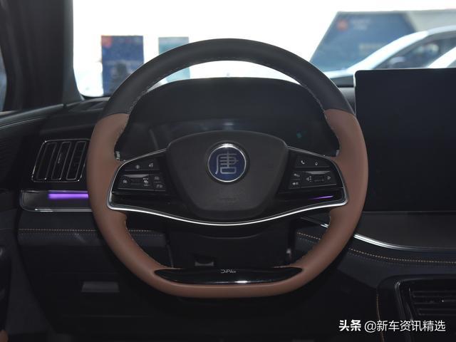 空间大、加速猛、配置高的国产中型SUV一起看比亚迪唐新能源