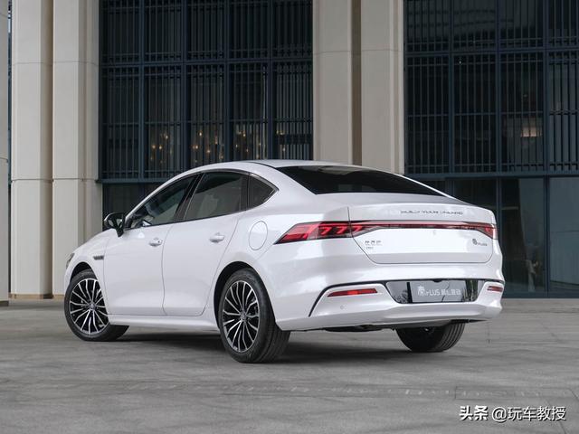 10.58万元起，兼顾油耗和性能的秦PLUS，该怎么选？