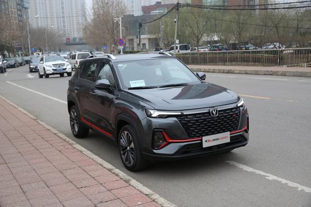 叫板XR-V，体验长安CS35PLUS，看看哪款车型最值得买