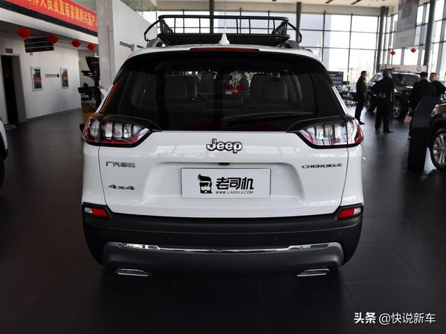 高性能，空间大，越野家用两不误，带你看Jeep自由光