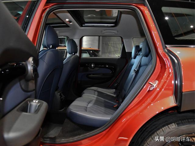 小姐姐的“小宝马”，双天窗+自动挡，MINI CLUBMAN
