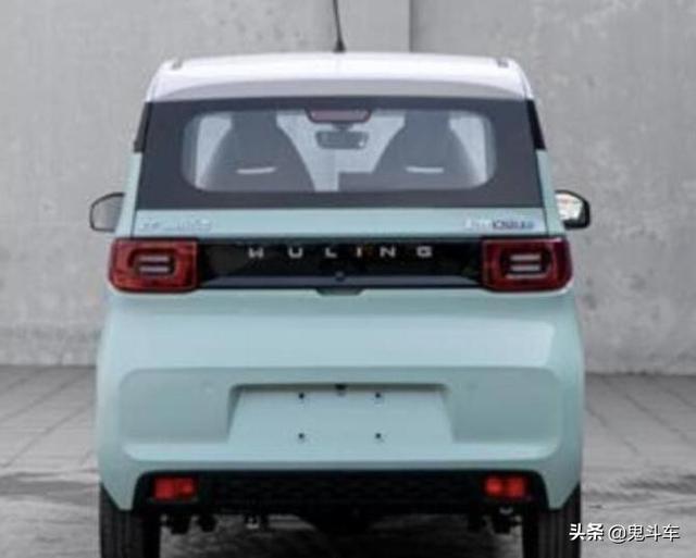 续航200公里 可选装倒车影像 新款宏光MINI EV更帅？