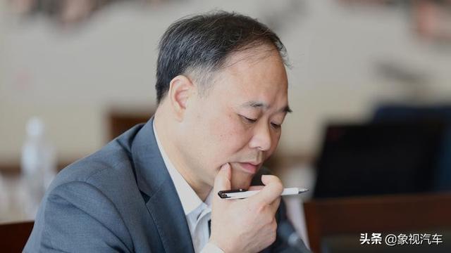 李书福“祸不单行”？吉利最近有三个坏消息
