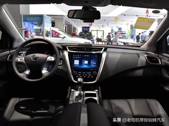 带“沙发”的日系大五座SUV，比汉兰达还宽敞，带你看日产楼兰