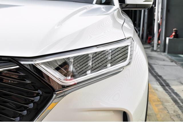 被低估的优质SUV，欧尚X7轴距近2米8，品质一流不足8万起